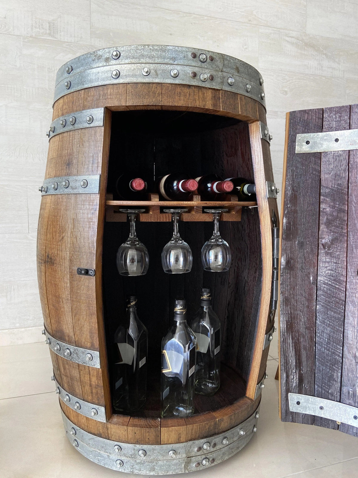 Whiskey & Wine Barrel Bar Set – Liquor Cabinet, Pub Table & Luxury Bar Stools